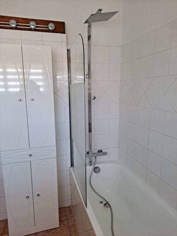 Bastide St Joseph Apartment Eyguieres Exterior photo